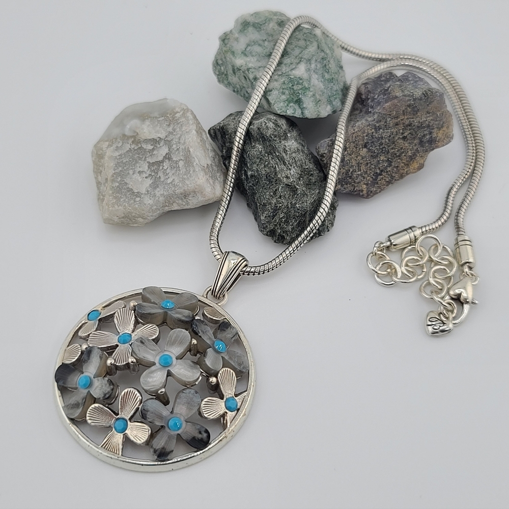 $68 Brighton "Eden's Garden" Asian Influenced Floral Blossoms Round Pendant 🌺 - Picture 3 of 10